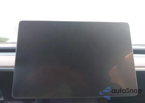 2022 Tesla Model 3 Performance Dual Motor All-Wheel Drive from USA, damaged, VIN 5YJ3E1EC4NF275631